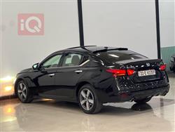 نيسان ألتيما